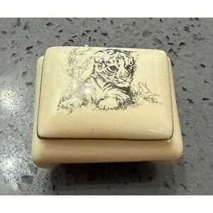 Vtg Lion Tiger Cub Baby Miniature Ceramic Trinket Box Japan Small World Greeting